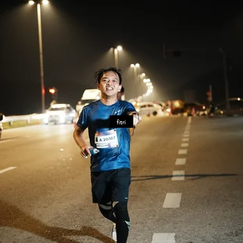 Runner Photo 7493833