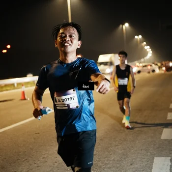 Runner Photo 7493835