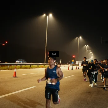 Runner Photo 7493846