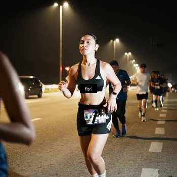 Runner Photo 7493864