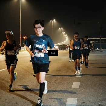 Runner Photo 7493868