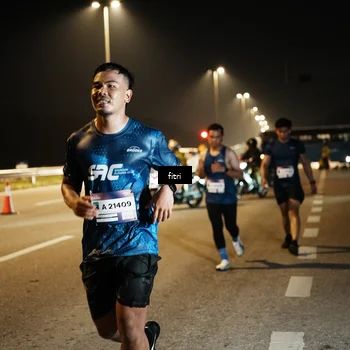 Runner Photo 7493873