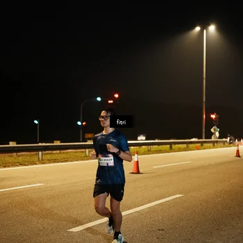 Runner Photo 7493888
