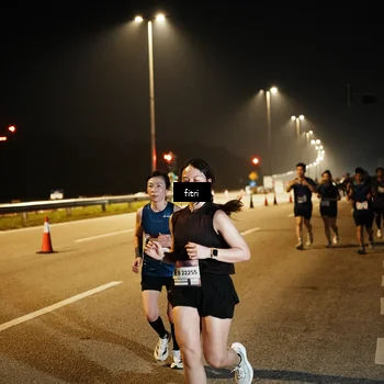 Runner Photo 7493894