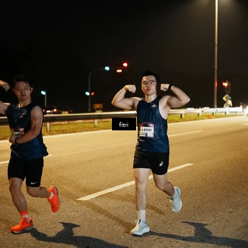 Runner Photo 7493913
