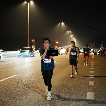 Runner Photo 7493923