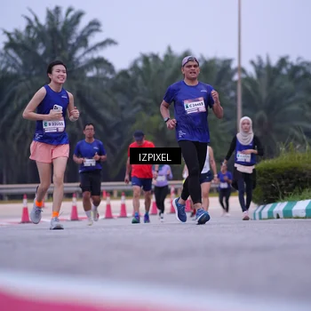 Runner Photo 7493934