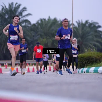 Runner Photo 7493937