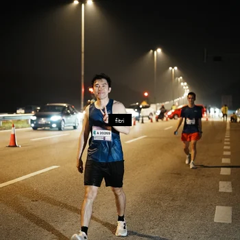 Runner Photo 7493942