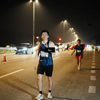 Runner Photo 7493944