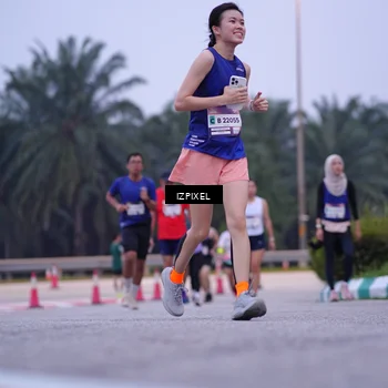Runner Photo 7493947