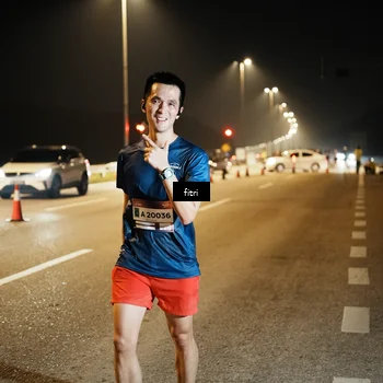 Runner Photo 7493948