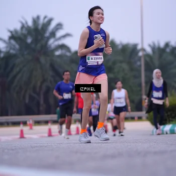 Runner Photo 7493952