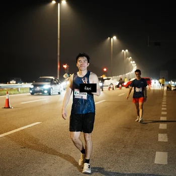 Runner Photo 7493968