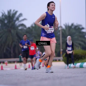 Runner Photo 7493987