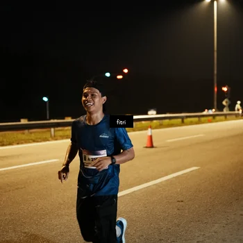 Runner Photo 7493999