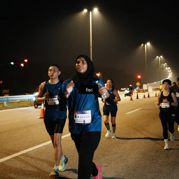 Runner Photo 7494001