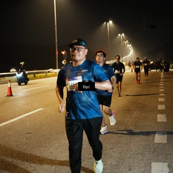 Runner Photo 7494008