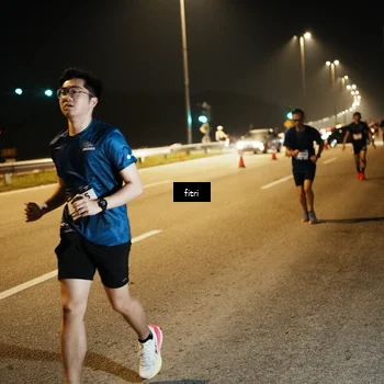 Runner Photo 7494010