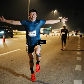 Runner Photo 7494016
