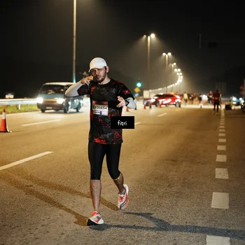 Runner Photo 7494025