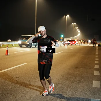 Runner Photo 7494031