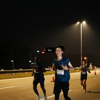 Runner Photo 7494043