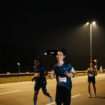 Runner Photo 7494049