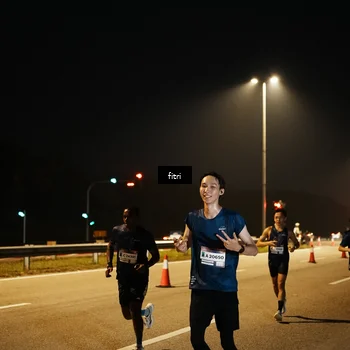 Runner Photo 7494057