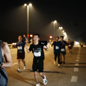 Runner Photo 7494065