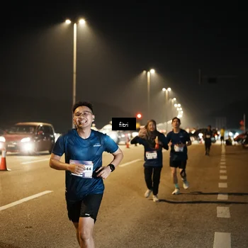 Runner Photo 7494078