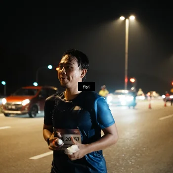 Runner Photo 7494093