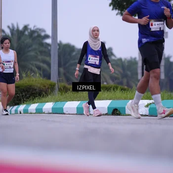Runner Photo 7494105