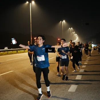 Runner Photo 7494114