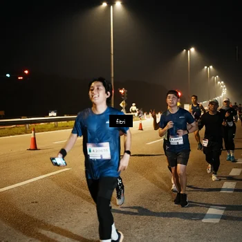 Runner Photo 7494116