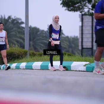 Runner Photo 7494144