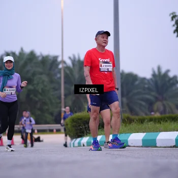 Runner Photo 7494149