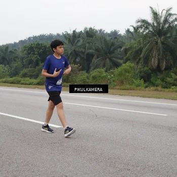 Runner Photo 7494153