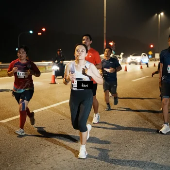 Runner Photo 7494155
