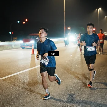 Runner Photo 7494157