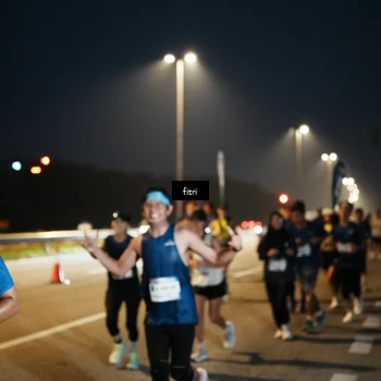 Runner Photo 7494187