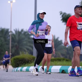 Runner Photo 7494224