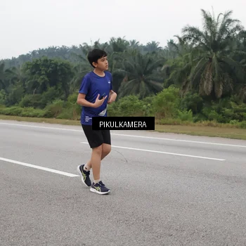 Runner Photo 7494230