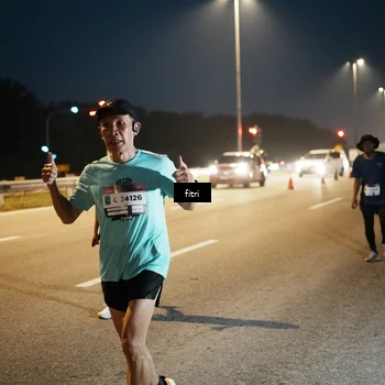Runner Photo 7494246