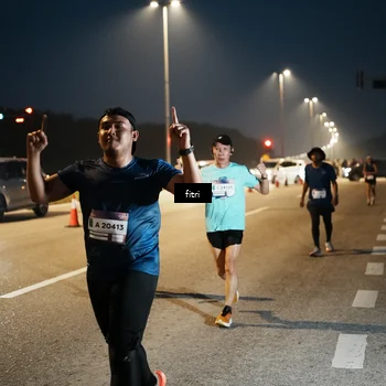 Runner Photo 7494247