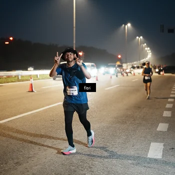 Runner Photo 7494251