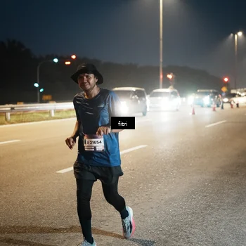 Runner Photo 7494256