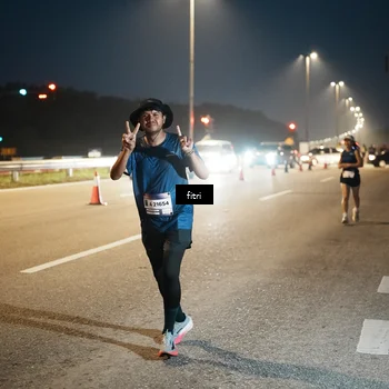 Runner Photo 7494258