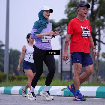 Runner Photo 7494271