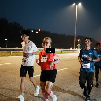 Runner Photo 7494292